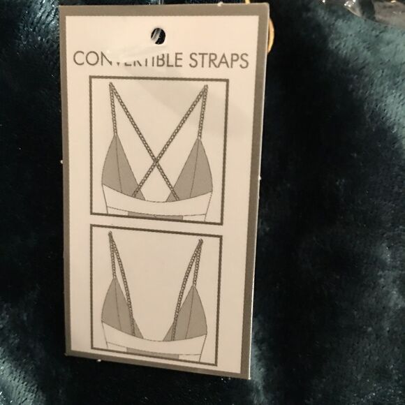 NWT! Green crush soft velvet interchangeable gold chain strap bodysuit - Picture 7 of 9